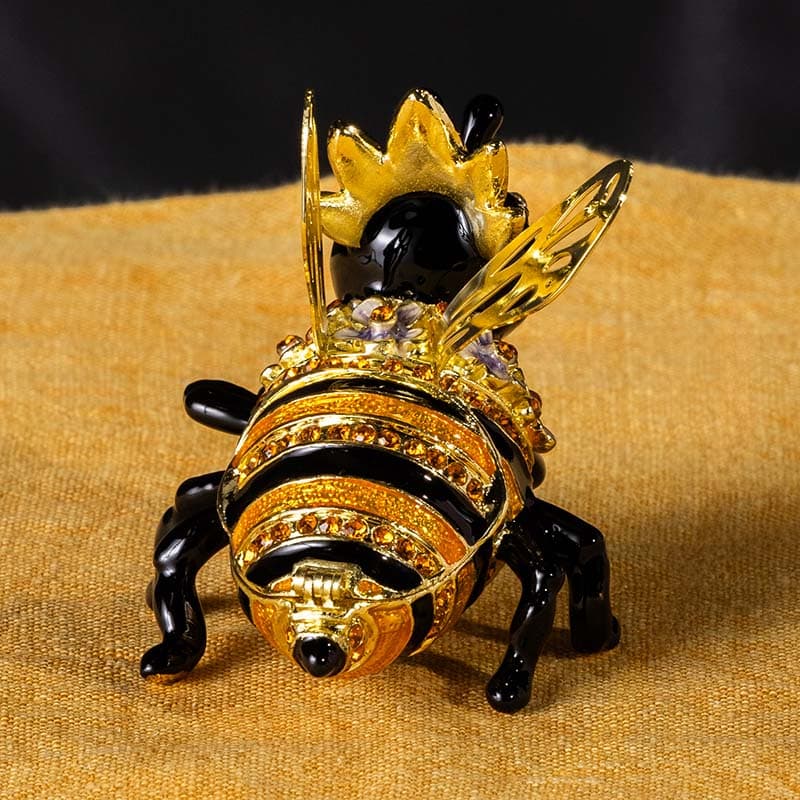 Cracker Barrel Queen Bee Decorative Box