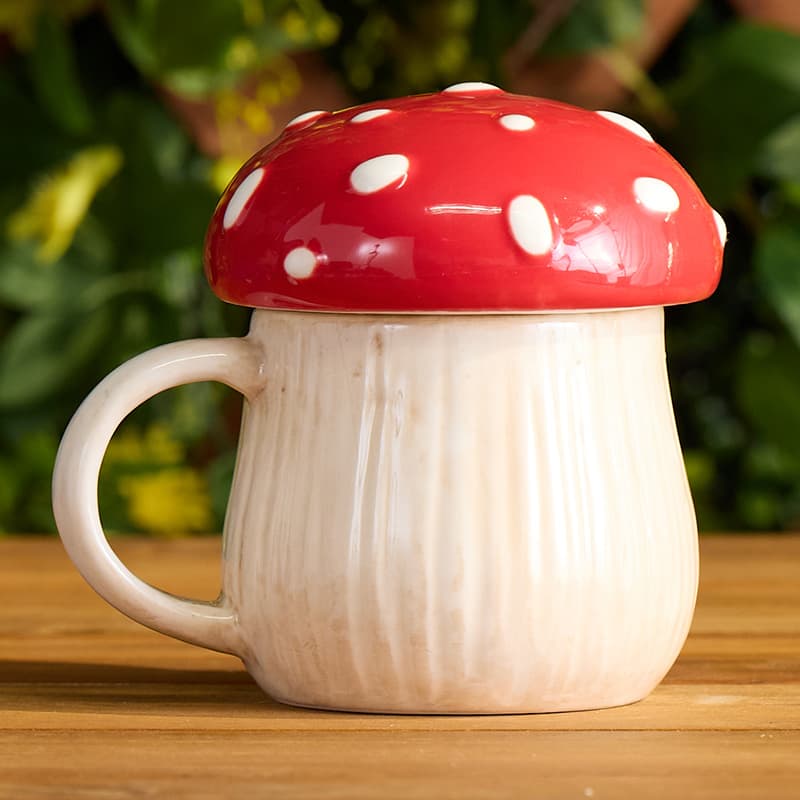 Cracker Barrel Stoneware Mushroom Mug with Lid