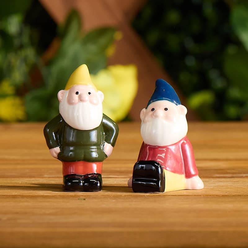 Cracker Barrel Gnome Mini Pepper Shaker - Green