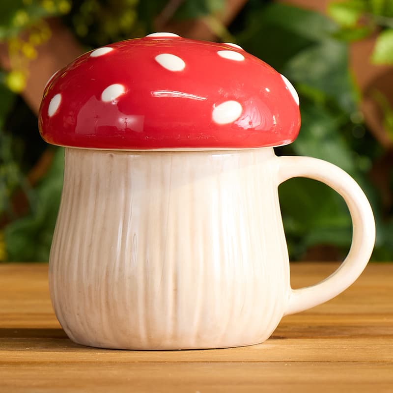 Cracker Barrel Stoneware Mushroom Mug with Lid