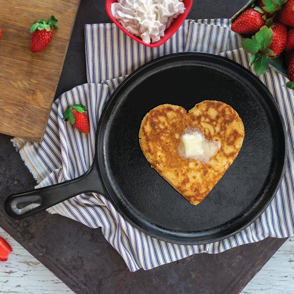 Cracker Barrel Lodge 10.5" Cast Iron Griddle