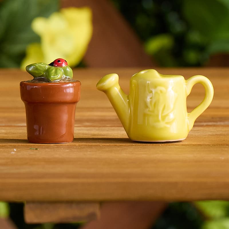 Cracker Barrel Watering Can Mini Pepper Shaker