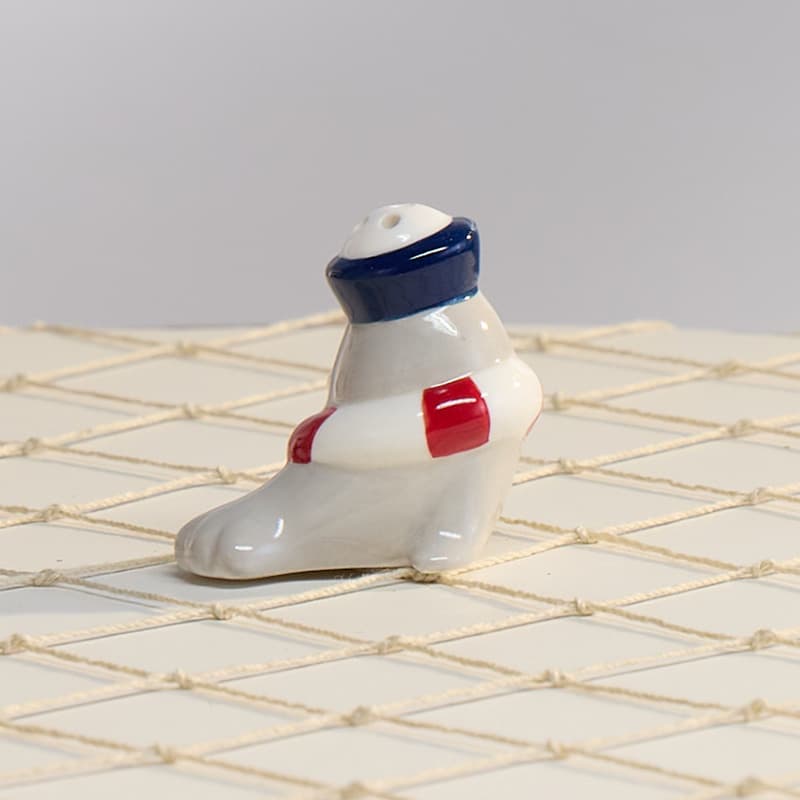 Cracker Barrel Walrus Mini Pepper Shaker