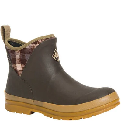 Muck Boot Company Women's Originals Ankle Boot - brown 1