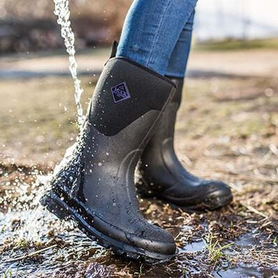 Muck Boot Company Women's Chore Classic Mid Boot