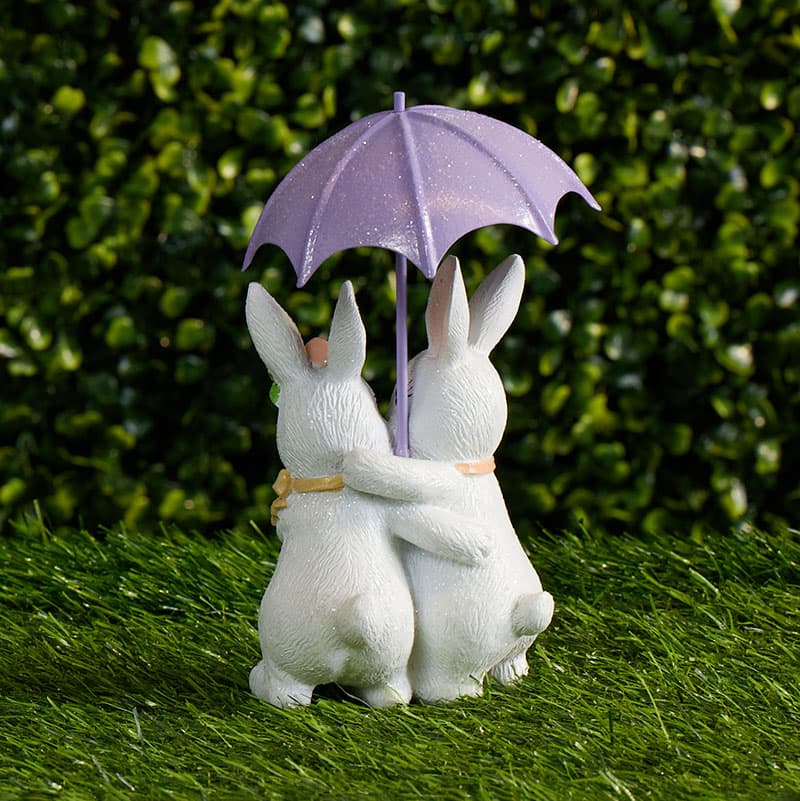 Cracker Barrel Bunny Couple with Umbrella Figurine