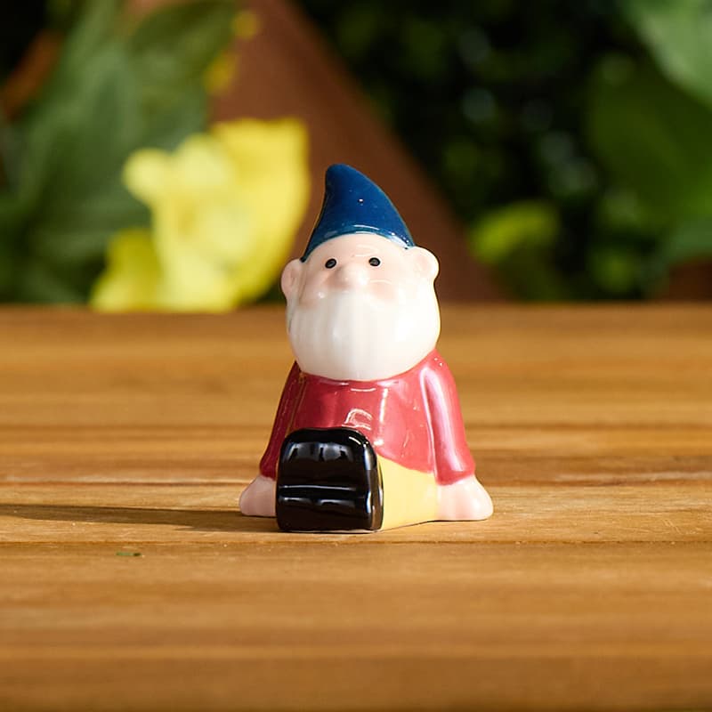 Cracker Barrel Gnome Mini Salt Shaker - Red