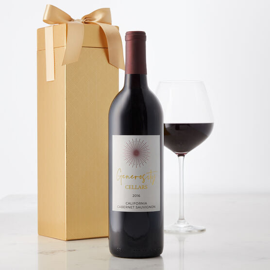 Hickory Farms Hearty Bites & Cabernet Gift Set